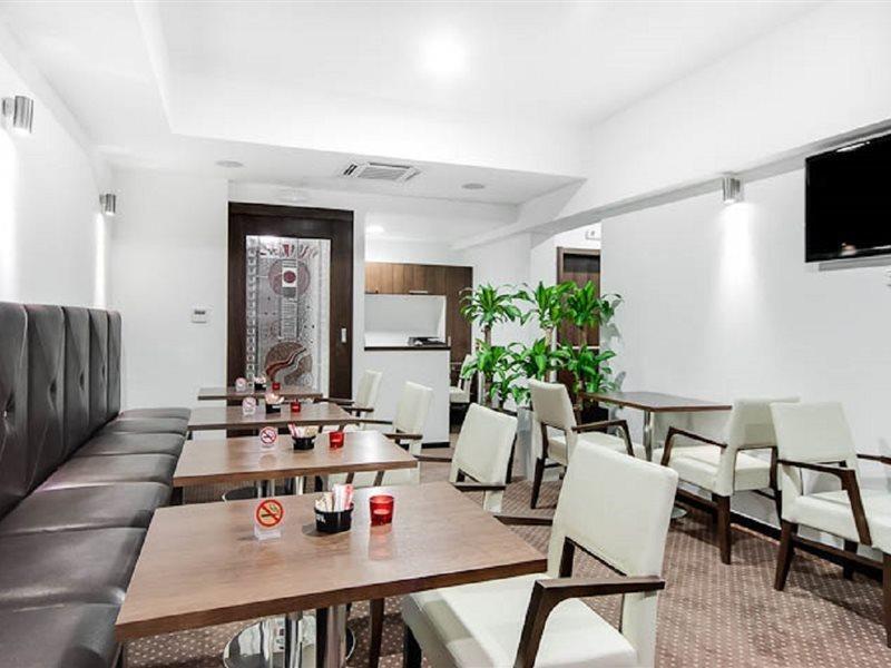 City5 Rooms & Suites By Lsa Üsküp Restoran fotoğraf