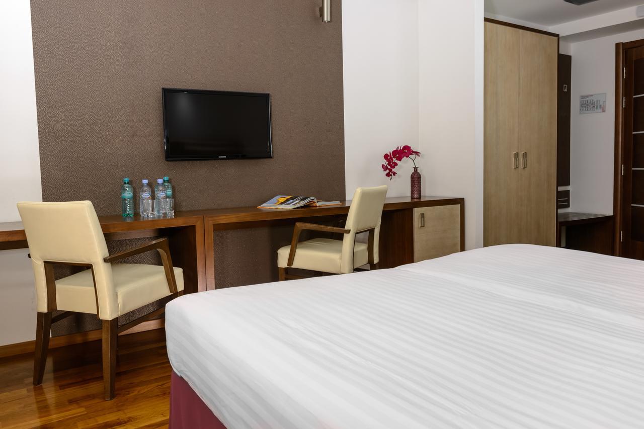 City5 Rooms & Suites By Lsa Üsküp Dış mekan fotoğraf