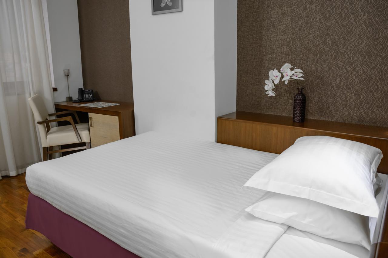City5 Rooms & Suites By Lsa Üsküp Dış mekan fotoğraf